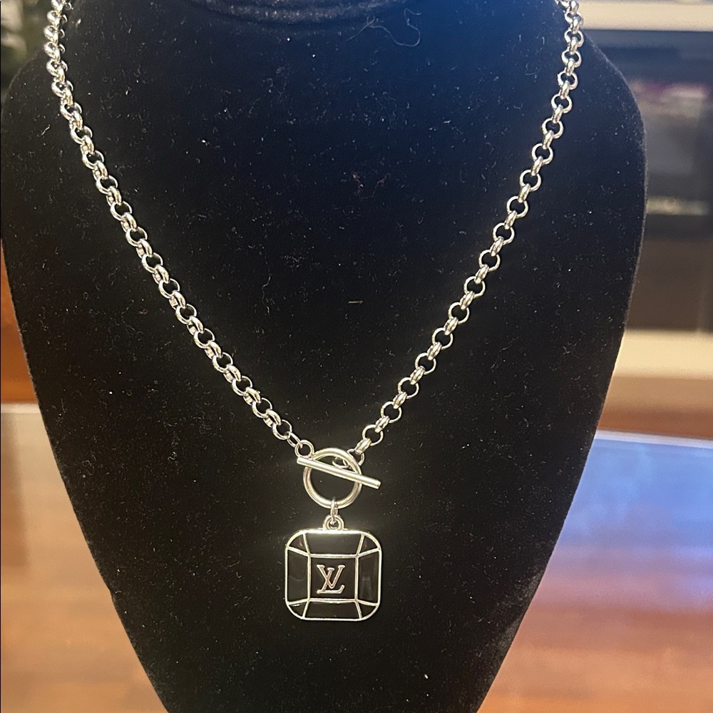 silver-Tone Chain Necklace with Square Charm
